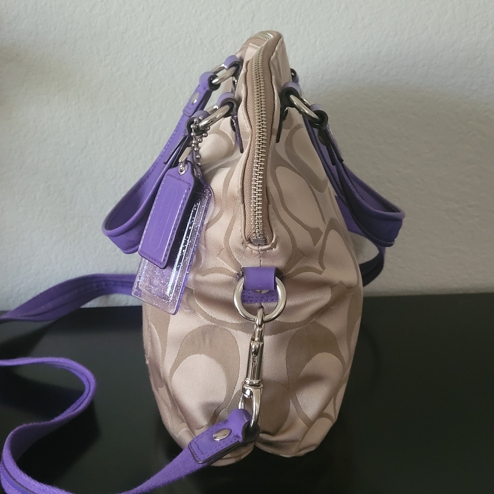 Coach Poppy Signature C Crossbody Bag - Picture 4 of 15